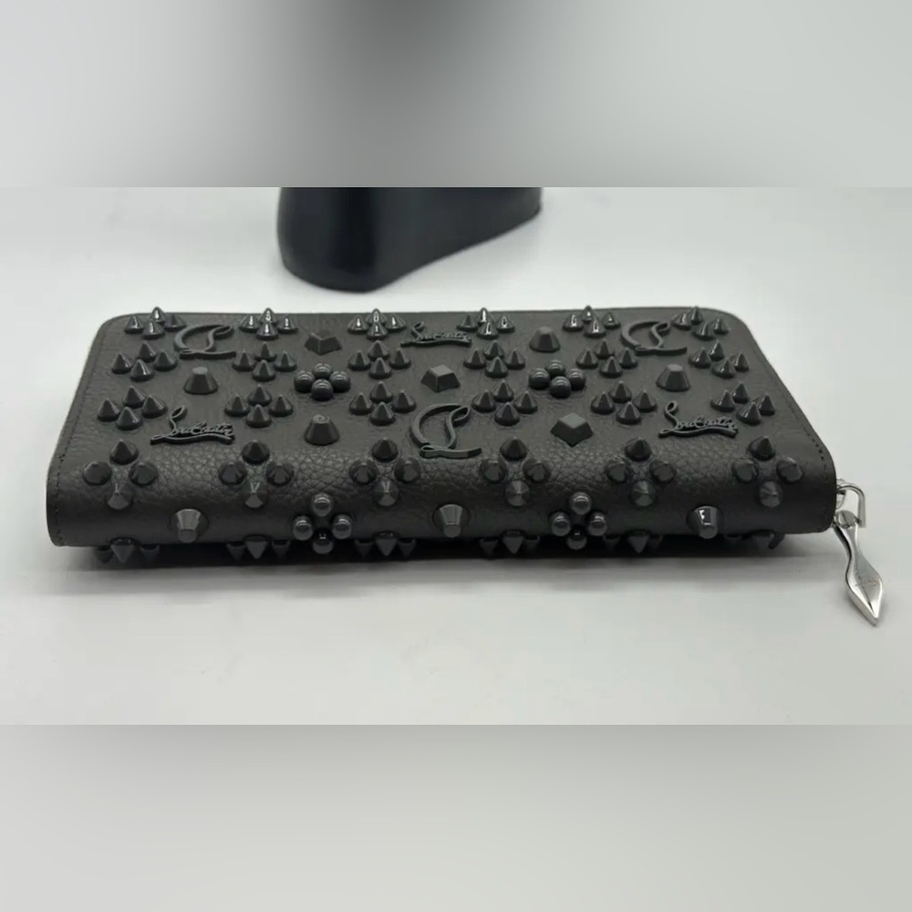 Christian Louboutin Panettone Spiked Wallet in Dark Grey - NWT - Picture 5 of 11